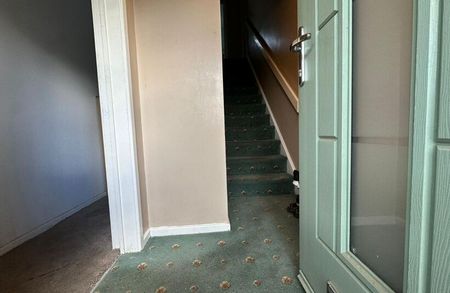 Walton Crescent, Blackburn - Photo 4