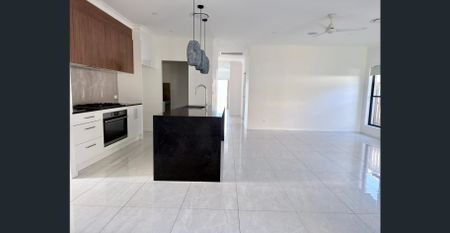 FOR RENT | 4 Reine Avenue, Jimboomba - Photo 4