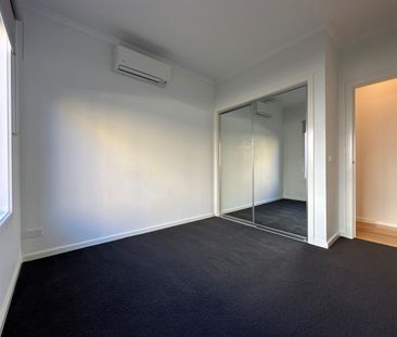 3/33 Curie Avenue, Oak Park VIC 3046 - Photo 3