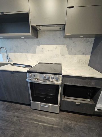 For Lease - 100 Queen Street Unit# 2012, Toronto, Ontario - Photo 4
