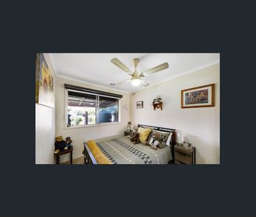 Stunning 3-Bedroom Home for Lease in Melton West! Ready-to-Move In!! - Photo 3