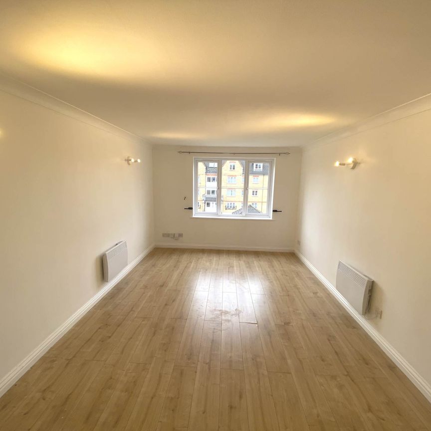 Price £1,525 pcm - Available Now - Unfurnished - Photo 1