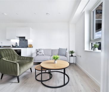 A chic one bedroom apartment situated in Wallbrook Gardens, a stunn... - Photo 1