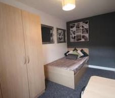 3 Bed - 15 Thornville Street, Hyde Park, Leeds - LS6 1RP - Student - Photo 2