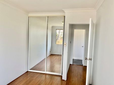 Recently Renovated Unit - Photo 3