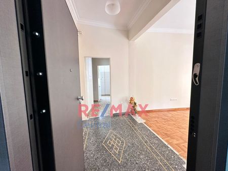 Ενοικίαση κατοικίας, 70 τ.μ., Αθήνα, 780 € - Photo 2