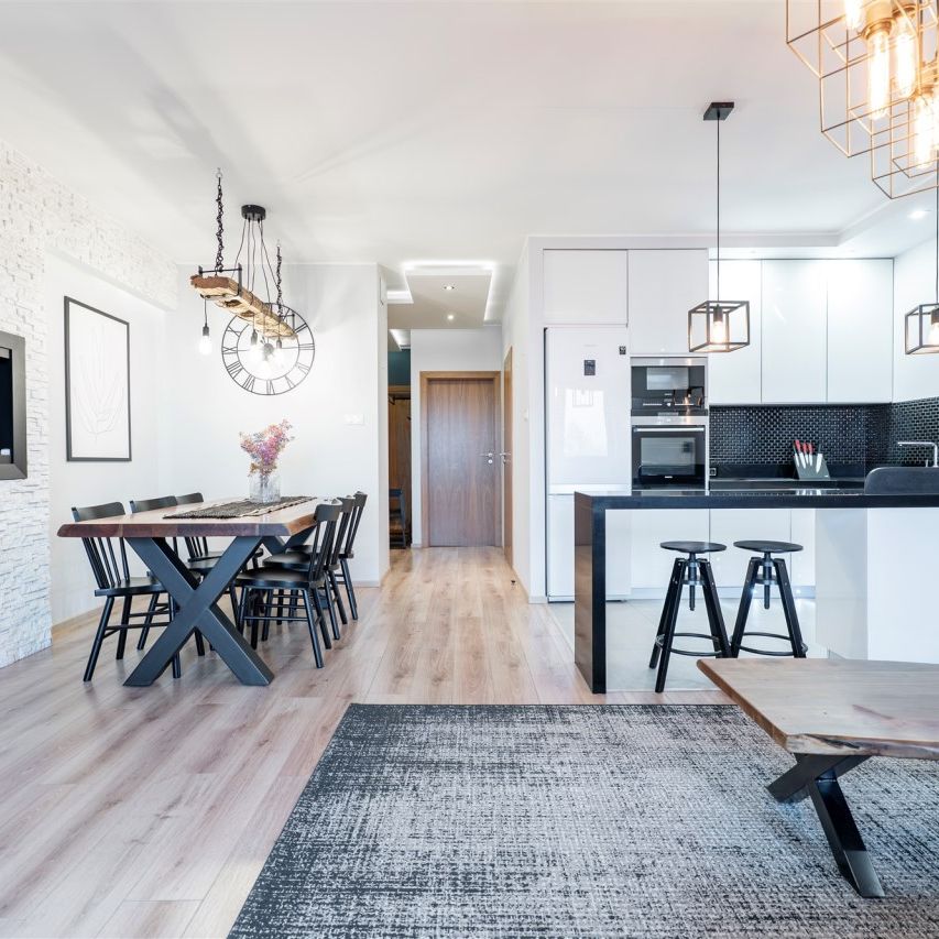 Łódź, Górna, Rzgowska - Photo 1