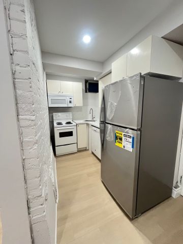 For Lease - 2 Bellwoods Park Unit# 4, Toronto, Ontario - Photo 3