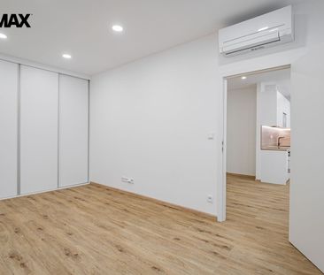 Pronájem bytu 2+kk 47 m² - Photo 1