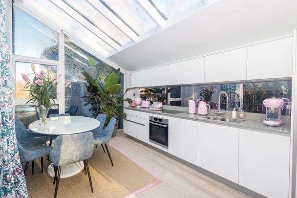 Anglesea Road, Ballsbridge, Dublin 4, D04 C7N3. - Photo 1