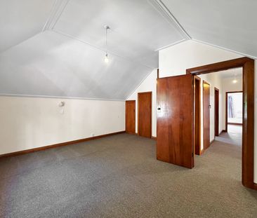 Welcome to 40A Roseneath Terrace. - Photo 2