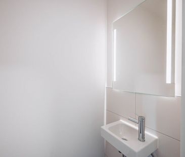 Erstbezug in Neubau: 3-Zimmer-Wohnung mit moderner Einbauküche - Foto 1