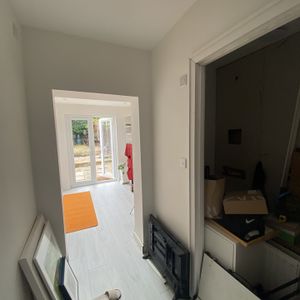 Studio Flat, Grange Close North, BS9 - Photo 2