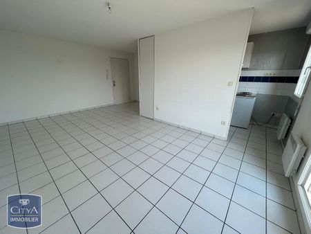 Location Appartement 2 pièces 45m² LE HAVRE 76600 - Photo 2