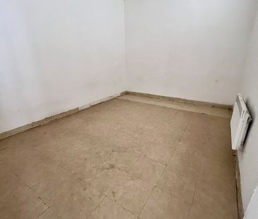 Appartement 2 pièces 34m2 MARSEILLE 3EME 465 euros - Photo 1