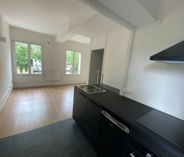 Beau studio en location de 22,80m², situé Boulevard de Verdun à Rouen, 449€ charges comprises - Photo 1