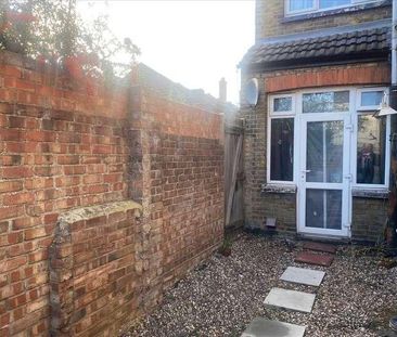 Westcliff On Sea, SS0 - Photo 5