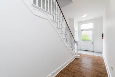 4 bedroom flat to rent - Photo 2