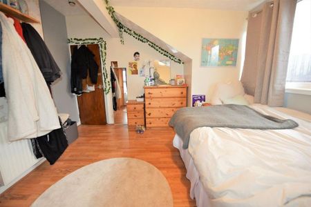 6 bedroom house to rent - Photo 3