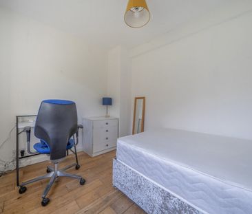 5 bedroom house to rent - Photo 3