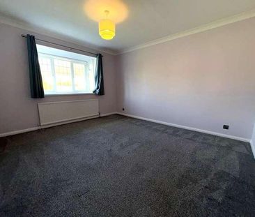 Holly Lodge, West End Lane, HA5 - Photo 3