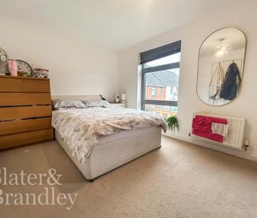 1 bedroom in a house share to rent - Photo 6