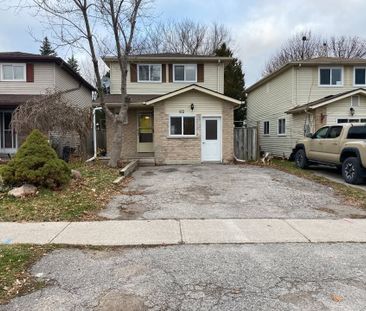 For Lease - 62 Corbett Drive, Barrie, Ontario - Photo 1