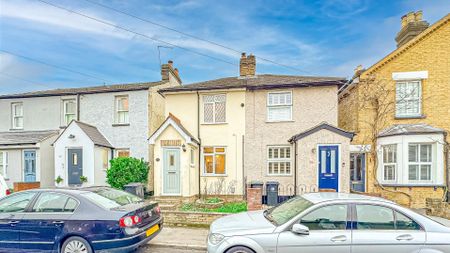 High Oak Road, Ware - Photo 5