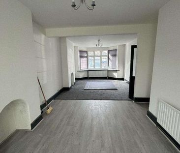 Ruskin Grove, Welling, Kent, DA16 - Photo 1