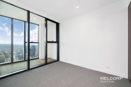 ELEVATE YOUR LIFESTYLE AT SWANSTON CENTRAL - UNFURNISHED - Photo 2