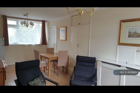 5 bedroom flat to rent - Photo 3