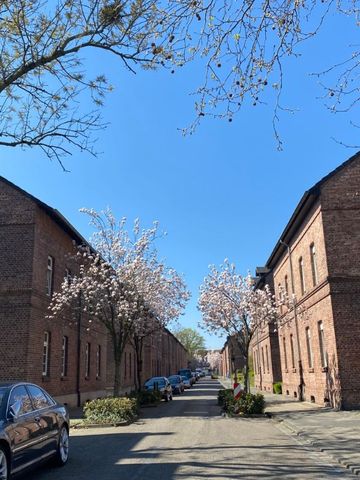 große helle Dachgeschoßwohnung - Photo 5