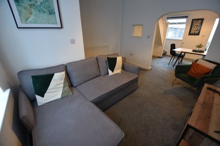 Parkhouse Street, Openshaw, Manchester - Photo 2