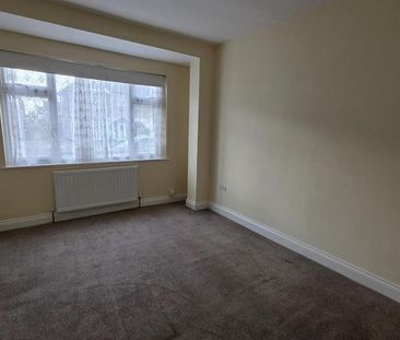 4 bedroom house to rent - Photo 3