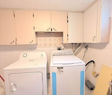 For Lease - 526 Chamberlain Road, Burlington, Ontario - Photo 6