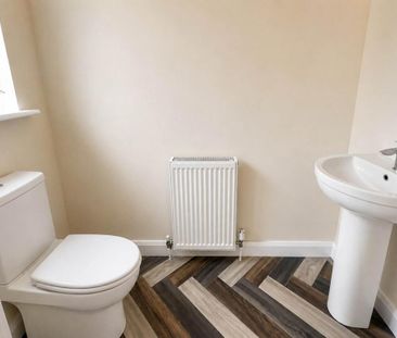 3 bedroom semi-detached house to rent - Photo 5
