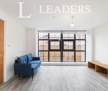 1 bedroom flat to rent - Photo 2