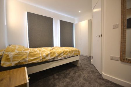 1 bedroom Flat To Let - Photo 5
