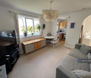 Studio to rent - Photo 5