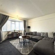 2 Bed Property To Rent - Photo 1