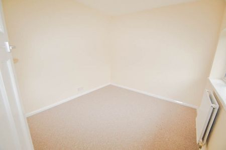 All Souls Farm Cottages, Uxbridge Road, George Green,SL3 - Photo 2