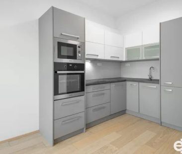 Pronájem atraktivní bytové jednotky 2+kk/T + garážové stání, 74 m - Photo 2