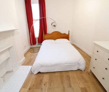 Room in a Shared House, Melrose Avenue, NW2 - Photo 1