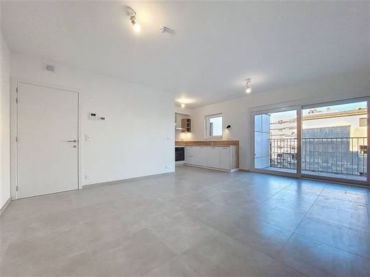 Appartement te huur - Photo 1