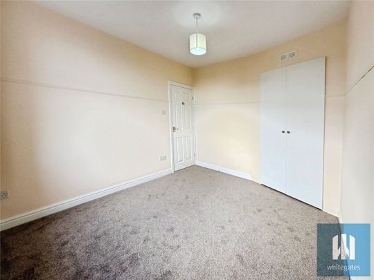 Blackmoorfoot Road, Crosland Moor, Huddersfield, HD4 - Photo 1