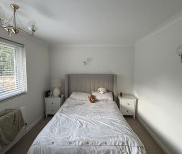 3 bedroom detached bungalow to rent - Photo 4