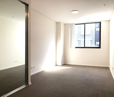 Oversized Two Bedroom Apartment For Lease - Photo 4