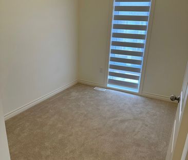 For Lease - 18 Arrowview Drive, Brampton, Ontario - Photo 2