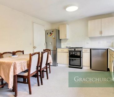 1 bedroom in a house share to rent - Photo 4