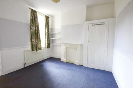 3 bedroom terraced house to rent - Photo 3